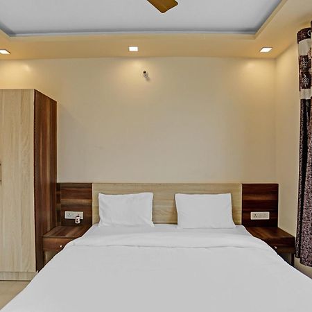 Hotel O Expo View Near Pvr Ansal Plaza Greater Noida Exterior foto