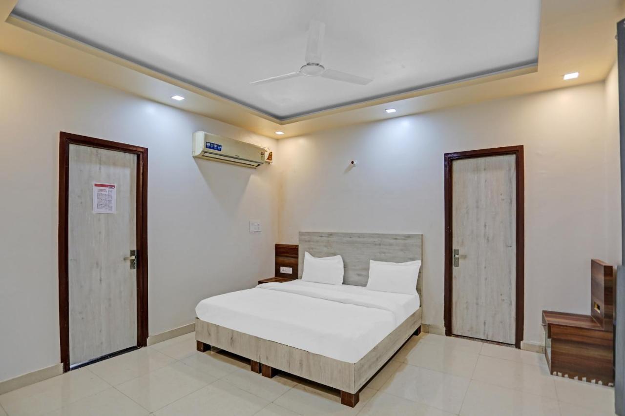 Hotel O Expo View Near Pvr Ansal Plaza Greater Noida Exterior foto