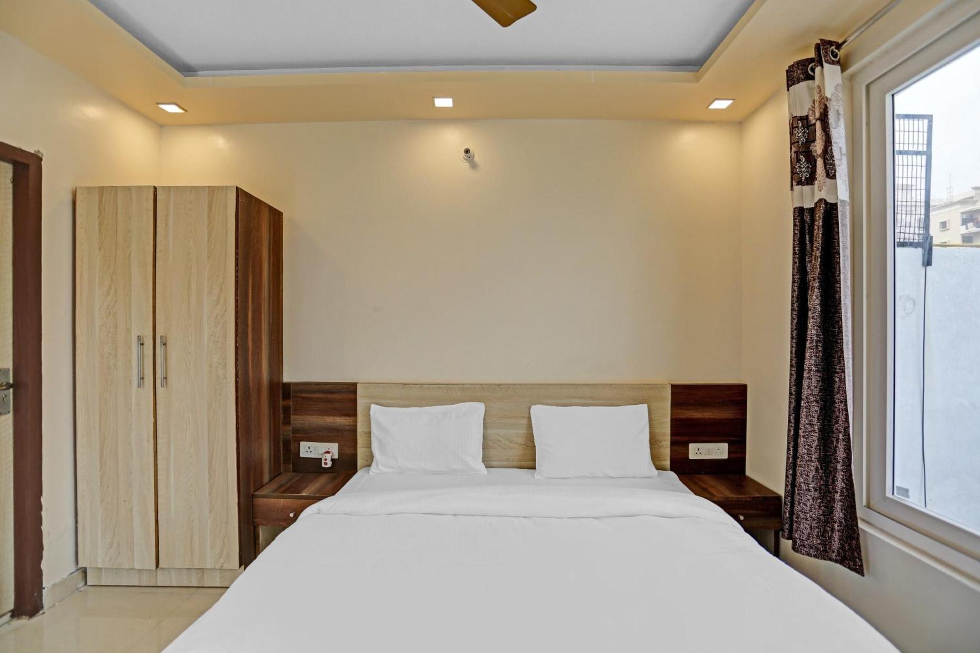 Hotel O Expo View Near Pvr Ansal Plaza Greater Noida Exterior foto